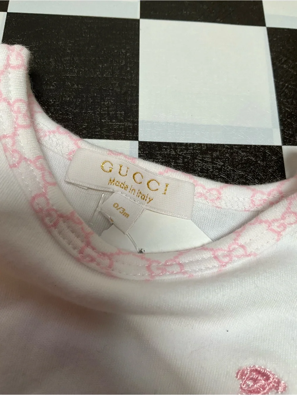 Gucci Baby Bib - Pink 